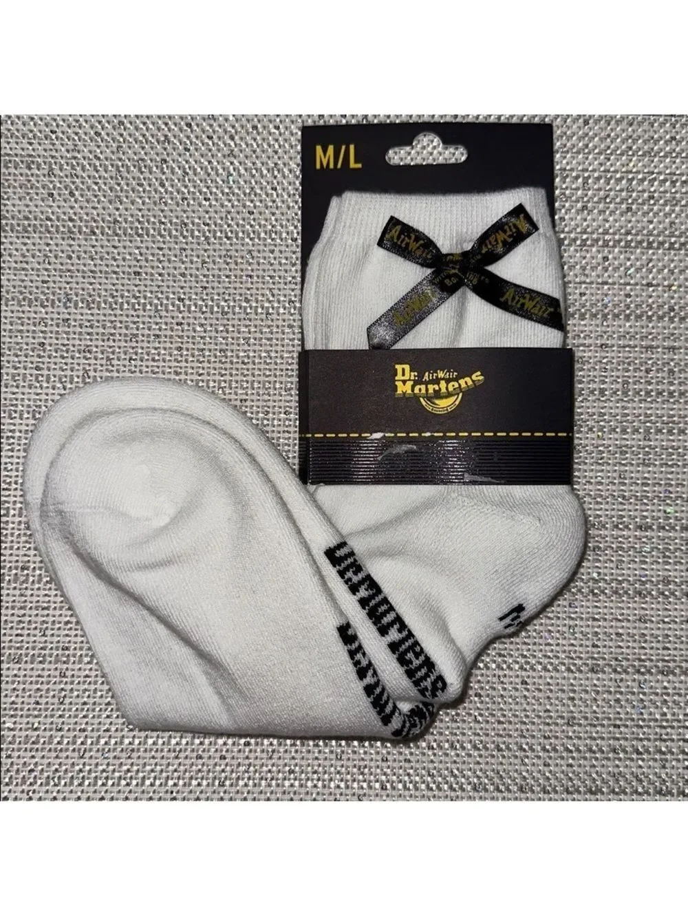 Dr. Martens M/L White Organic Cotton Blend Short Ankle Bow Socks
